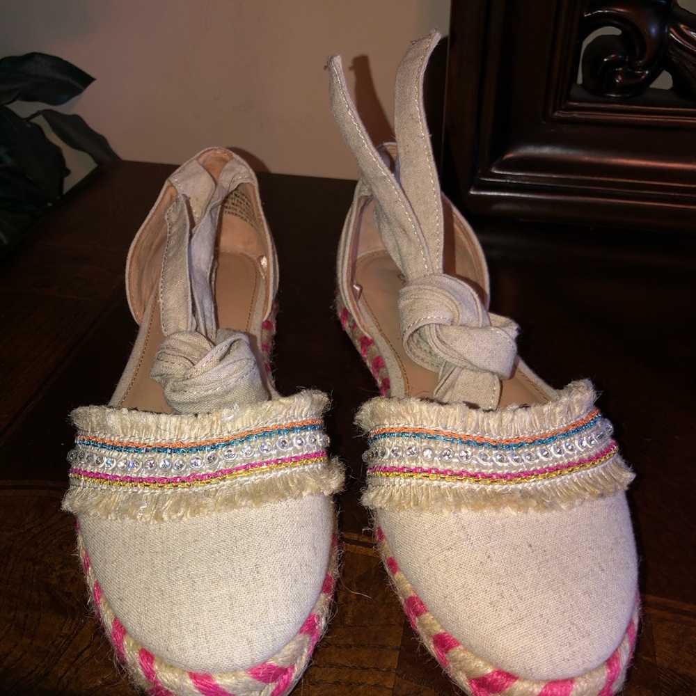 Woman shoes